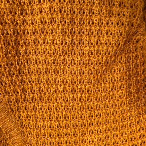 V-neck Sweater - Picture 4 of 4